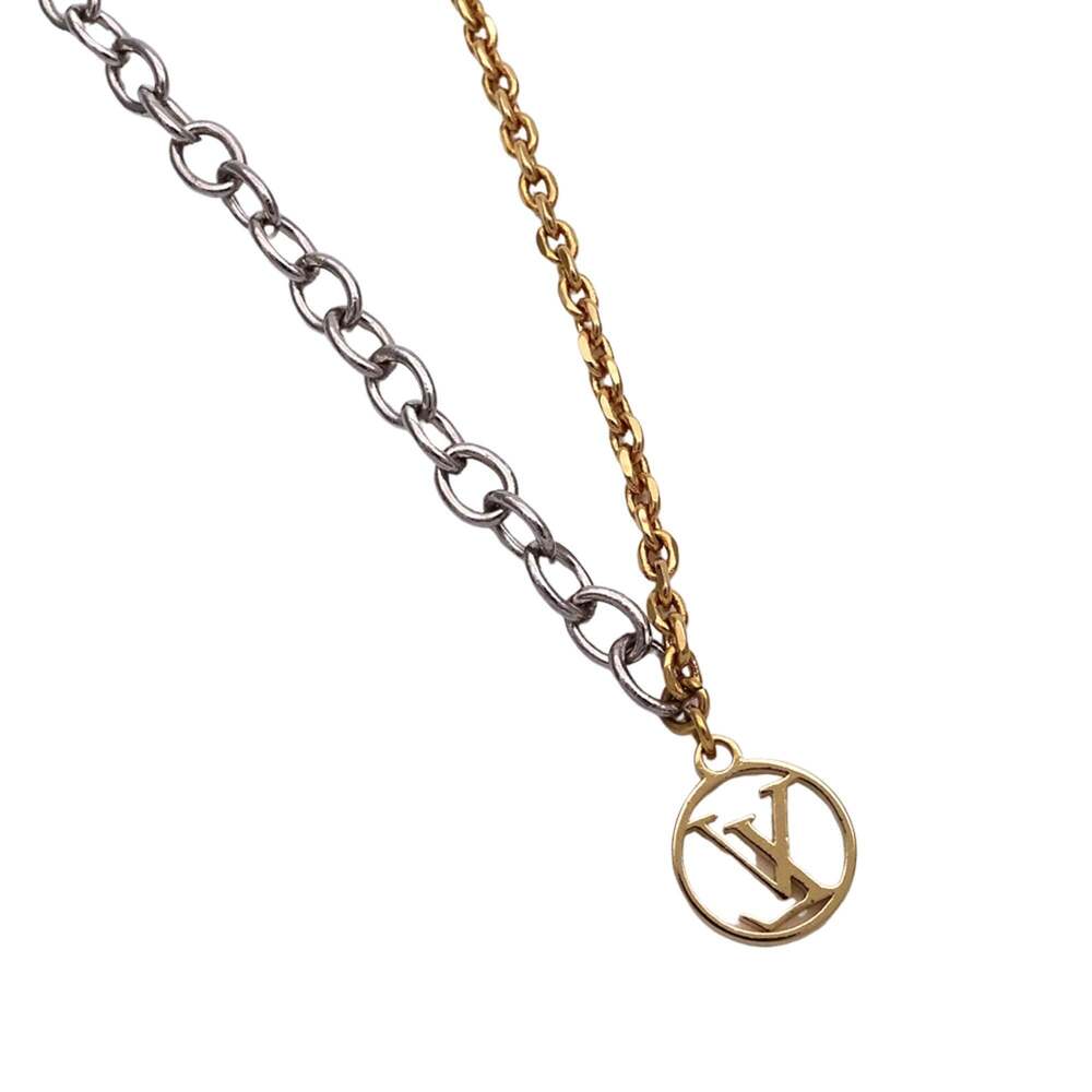 LOUIS VUITTON Gold Necklace - Picture 3 of 10